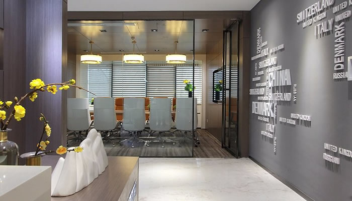 高端寫(xiě)字樓辦公室會(huì)議室設(shè)計(jì)效果圖