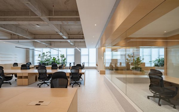 科技公司1000平辦公室裝修改造之打造實(shí)用
